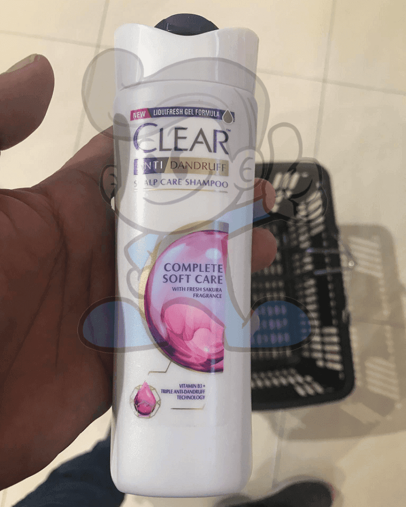 Clear Complete Soft Care Anti Dandruff Shampoo Fresh Sakura Fragrance For Flaky Scalp (2 X 170Ml)
